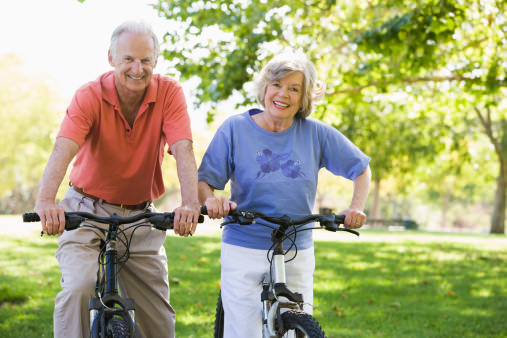 نتیجه تصویری برای ورزش و تحرک بدنی برای افراد بالای 65 سال