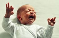 18 نکته برای آنکه هنگام گریه نوزادتان متوجه علت شوید